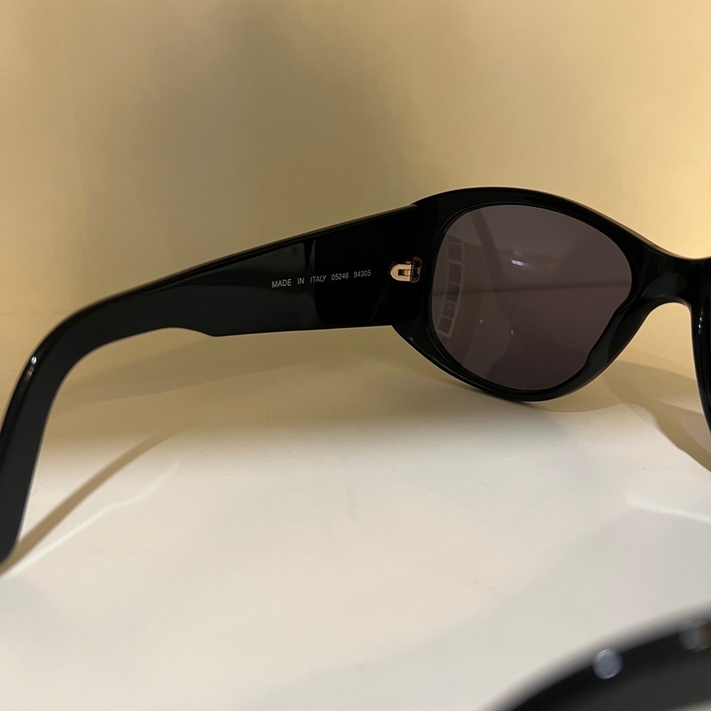 Chanel sunglasses - Picture 10 of 11